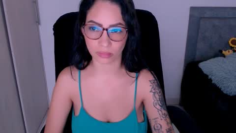 Snapshot of ammanda_ chatting on 15, 10, 2025 diana online show from 15, 10, 2025