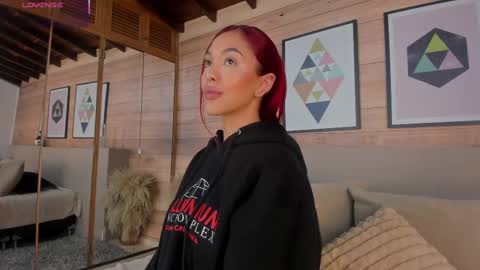 Ammy Scott  online show from 30, 9, 2025