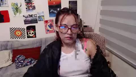 yisel online show from 8, 3, 2025