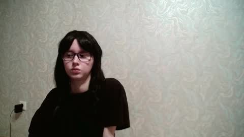 Amomira honeyx online show from 11, 2, 2026