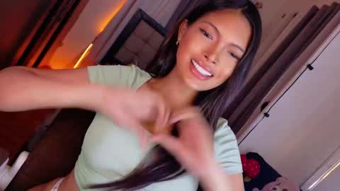 Snapshot of amor_prinsesa chatting on 10, 9, 2025 Prinsesa online show from 10, 9, 2025