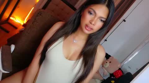 Snapshot of amor_prinsesa chatting on 1, 11, 2025 Prinsesa online show from 1, 11, 2025