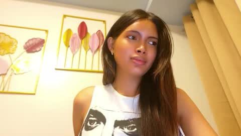 Snapshot of amor_prinsesa chatting on 14, 11, 2025 Prinsesa online show from 14, 11, 2025