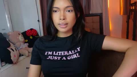 Snapshot of amor_prinsesa chatting on 23, 11, 2025 Prinsesa online show from 23, 11, 2025