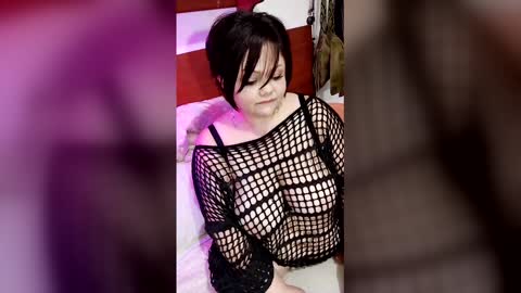 Snapshot of amputee_woman chatting on 11, 3, 2026 amputee_woman online show from 11, 3, 2026