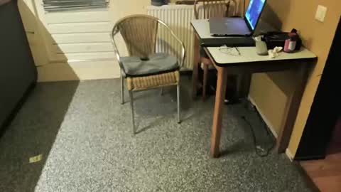 amstsagger online show from 21, 9, 2025