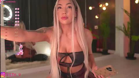 Snapshot of amunajaxson chatting on 25, 9, 2025 ------------- online show from 25, 9, 2025