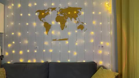 Snapshot of amurakim chatting on 8, 12, 2024 Amura Kim online show from 8, 12, 2024