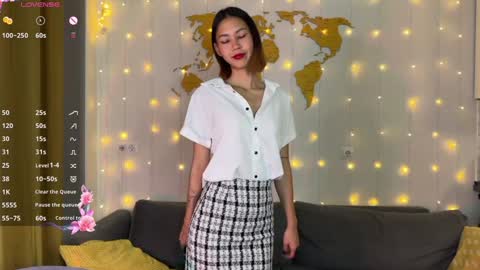 Snapshot of amurakim chatting on 9, 12, 2024 Amura Kim online show from 9, 12, 2024