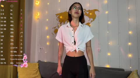 Snapshot of amurakim chatting on 10, 12, 2024 Amura Kim online show from 10, 12, 2024