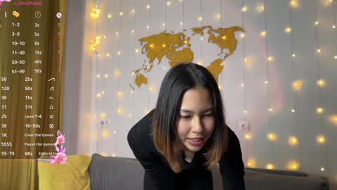 Snapshot of amurakim chatting on 11, 12, 2024 Amura Kim online show from 11, 12, 2024