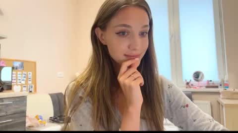 Snapshot of amy_chill chatting on 5, 3, 2026 Amy Chill online show from 5, 3, 2026