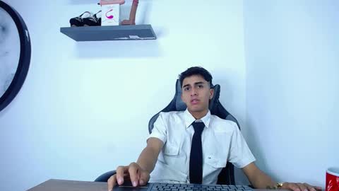 Snapshot of amy_fox03 chatting on 9, 11, 2025 Amy Fox online show from 9, 11, 2025