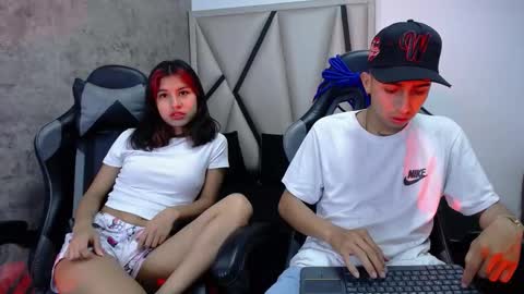 Snapshot of amy_fox03 chatting on 18, 11, 2025 Amy Fox online show from 18, 11, 2025