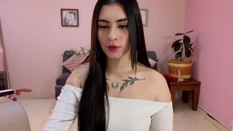 Snapshot of amy_lovelydoll chatting on 1, 11, 2025 Amy online show from 1, 11, 2025