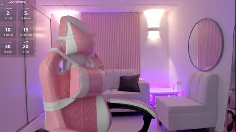 Emily online show from 25, 2, 2025