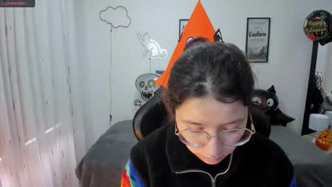 Amy sophia 3 online show from 23, 10, 2025