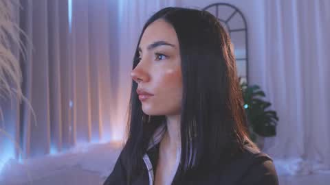 Amy Armstrong online show from 23, 11, 2025