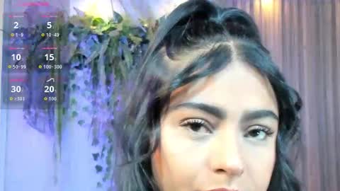 Snapshot of amybarton chatting on 13, 10, 2025 My name is AMY... Nice to meet you thumb up me please its important online show from 13, 10, 2025