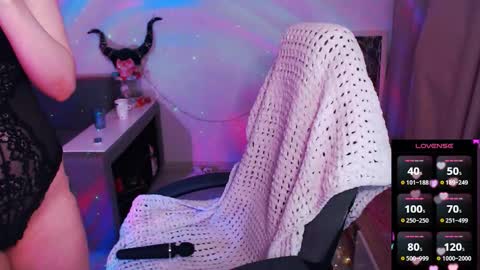 Snapshot of amyboop_ chatting on 11, 11, 2025 Amy is here my telegram chanel - online show from 11, 11, 2025