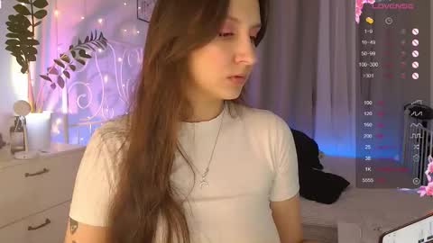 Snapshot of amylas chatting on 16, 10, 2025 Amelia online show from 16, 10, 2025