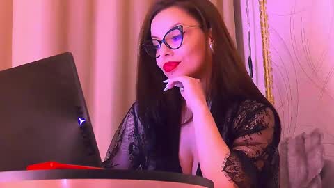 Amyra online show from 25, 2, 2025