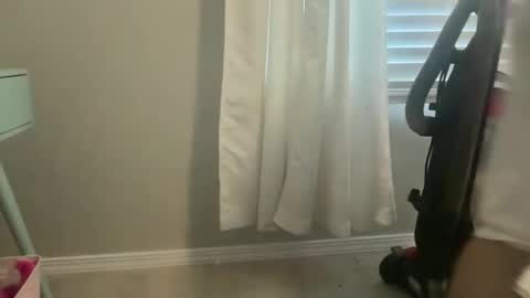 Amy Smilez online show from 19, 9, 2025