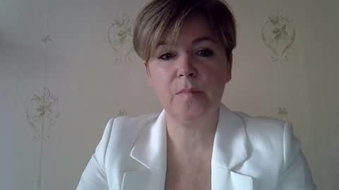 Snapshot of amyvalentine1 chatting on 30, 3, 2026 amyvalentine1 online show from 30, 3, 2026