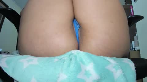 Snapshot of amywalker01 chatting on 17, 1, 2026 amy online show from 17, 1, 2026