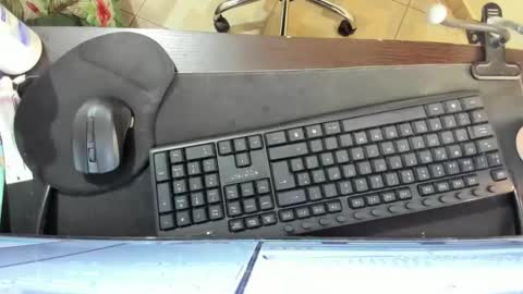 Snapshot of amywalker01 chatting on 6, 4, 2026 amy online show from 6, 4, 2026