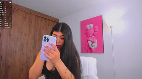 Snapshot of ana__f chatting on 4, 2, 2025 Ana online show from 4, 2, 2025