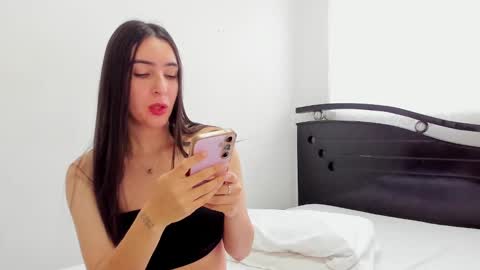 Ana  IG an castillo 1 online show from 3, 1, 2025