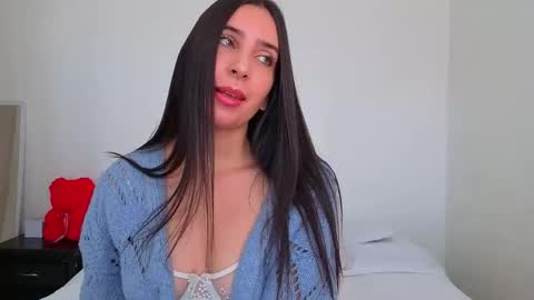 Ana  IG an castillo 1 online show from 21, 3, 2026