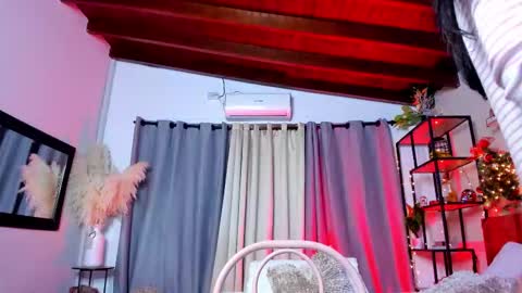 Snapshot of ana_grecco chatting on 28, 11, 2025 ana_grecco online show from 28, 11, 2025