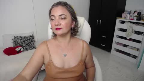  Ana  online show from 7, 1, 2025