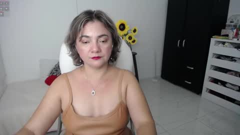  Ana  online show from 5, 3, 2025