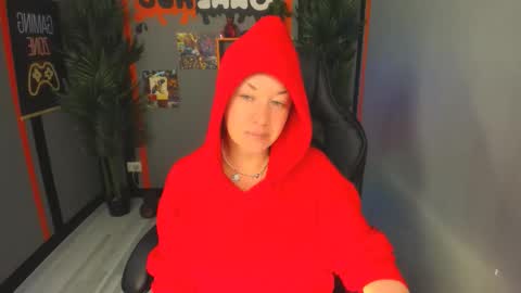 Snapshot of ana_mills chatting on 9, 2, 2026 Ana online show from 9, 2, 2026