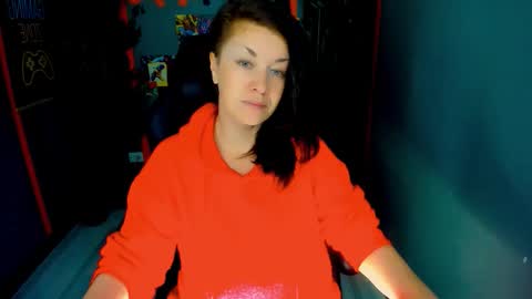 Snapshot of ana_mills chatting on 12, 2, 2026 Ana online show from 12, 2, 2026