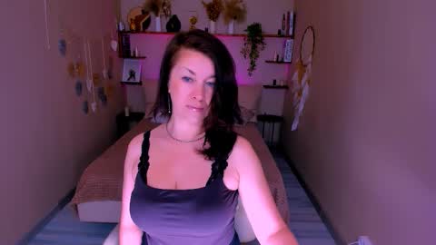 Snapshot of ana_mills chatting on 20, 2, 2026 Ana online show from 20, 2, 2026