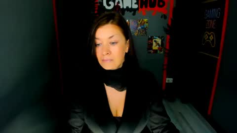 Snapshot of ana_mills chatting on 18, 3, 2026 Ana online show from 18, 3, 2026