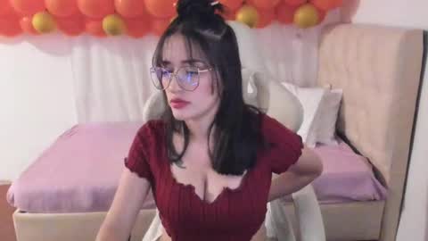 Im anna but you can call me as you want online show from 23, 2, 2025
