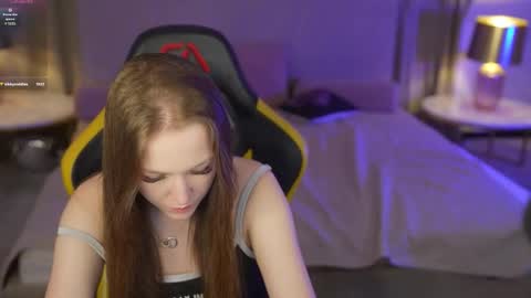 Snapshot of anabel2054 chatting on 17, 10, 2025 Sweet girls online show from 17, 10, 2025