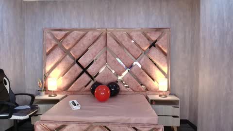 HI I AM ANABELL online show from 3, 11, 2025