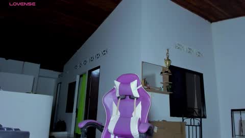 Anabella online show from 3, 12, 2025