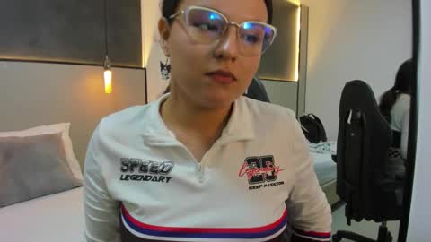 A N A H I online show from 15, 12, 2025