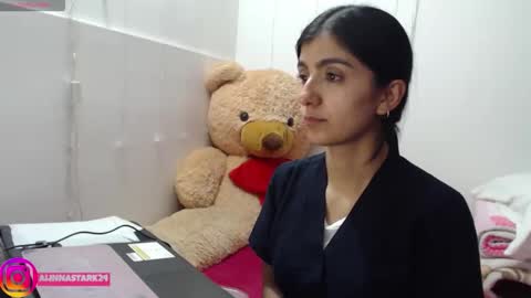 Anahi Browns online show from 17, 10, 2025