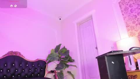 Snapshot of anahisbennett chatting on 15, 11, 2025 Anahis online show from 15, 11, 2025