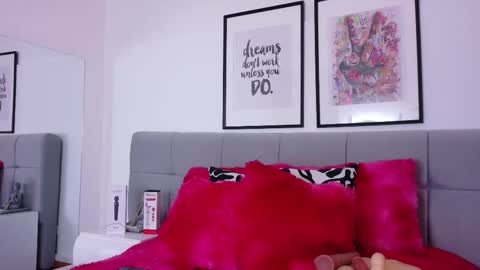 Snapshot of anaise_latif chatting on 10, 11, 2025 Anaise online show from 10, 11, 2025