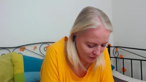 Snapshot of anaisjanson chatting on 27, 11, 2025 Anais Janson online show from 27, 11, 2025