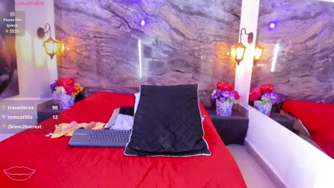 Analia smith online show from 26, 2, 2025